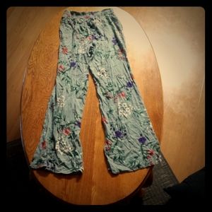 Nice spring to summer dress pants